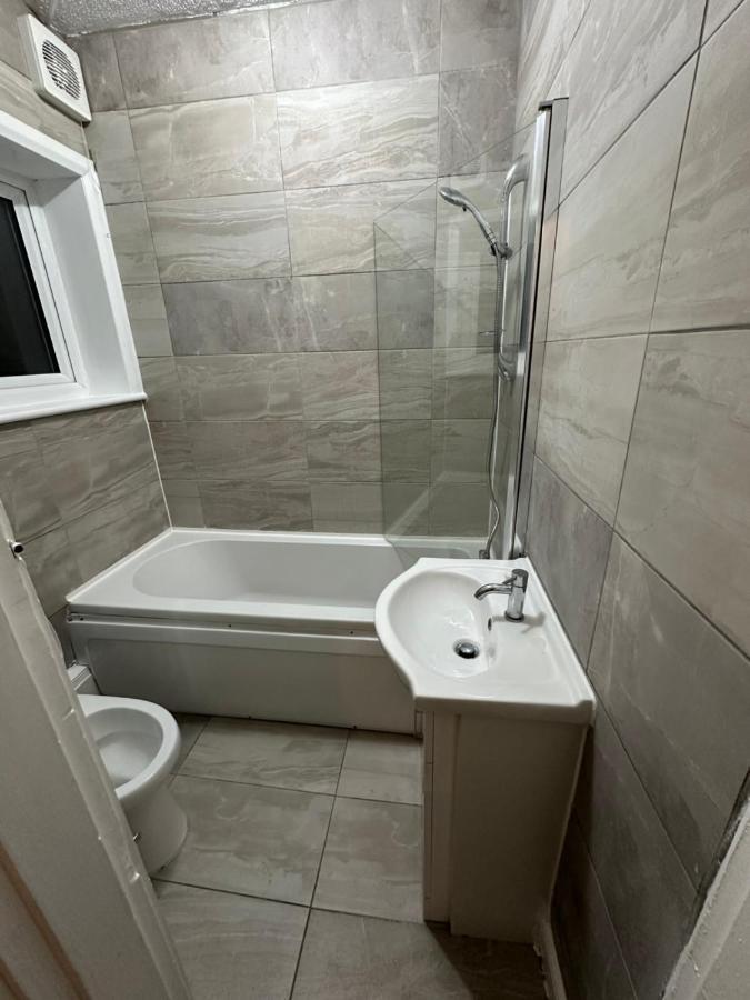 Keedonwood Road Bromley, Rooms With Free Wifi Exterior foto