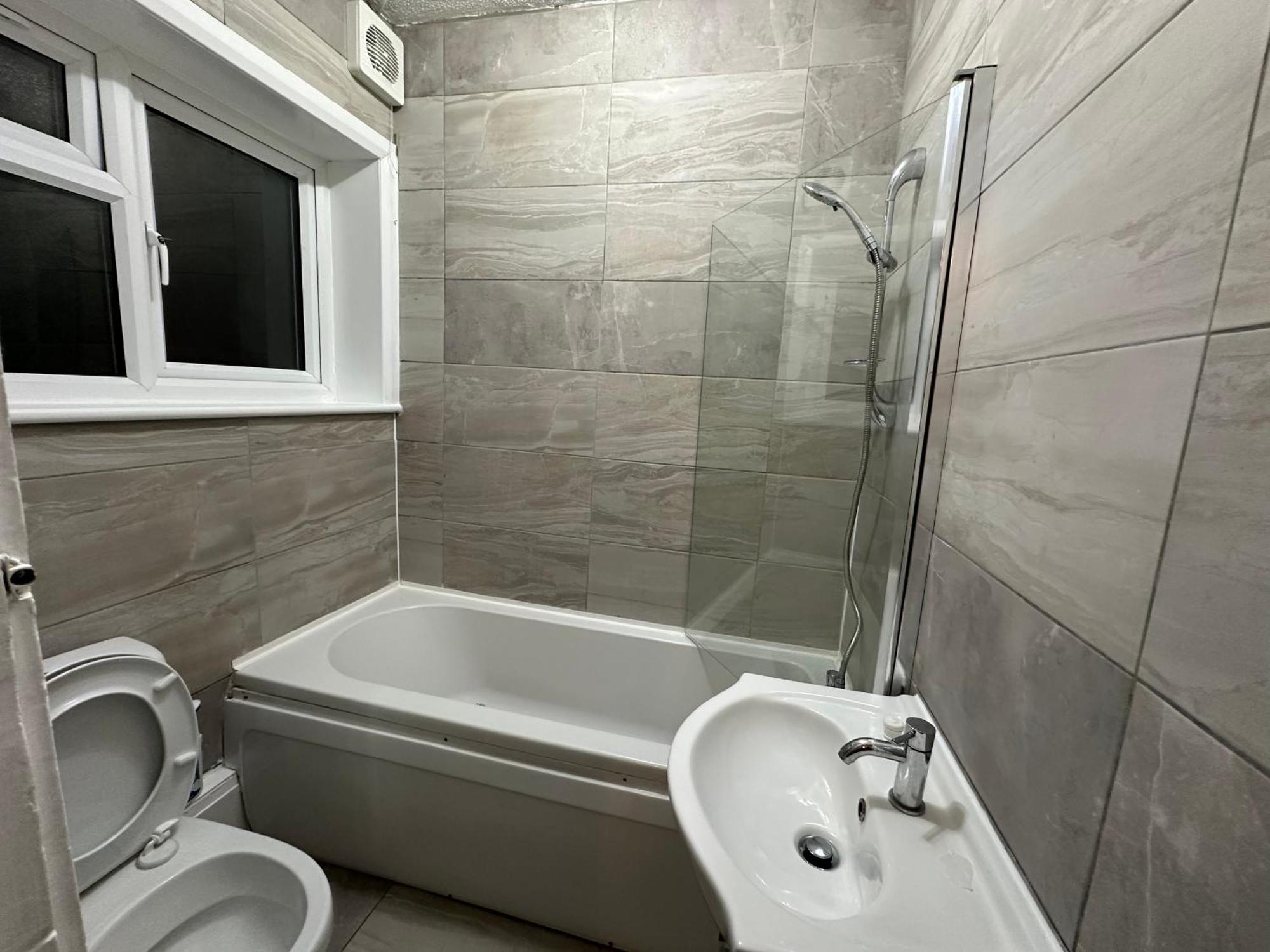 Keedonwood Road Bromley, Rooms With Free Wifi Exterior foto